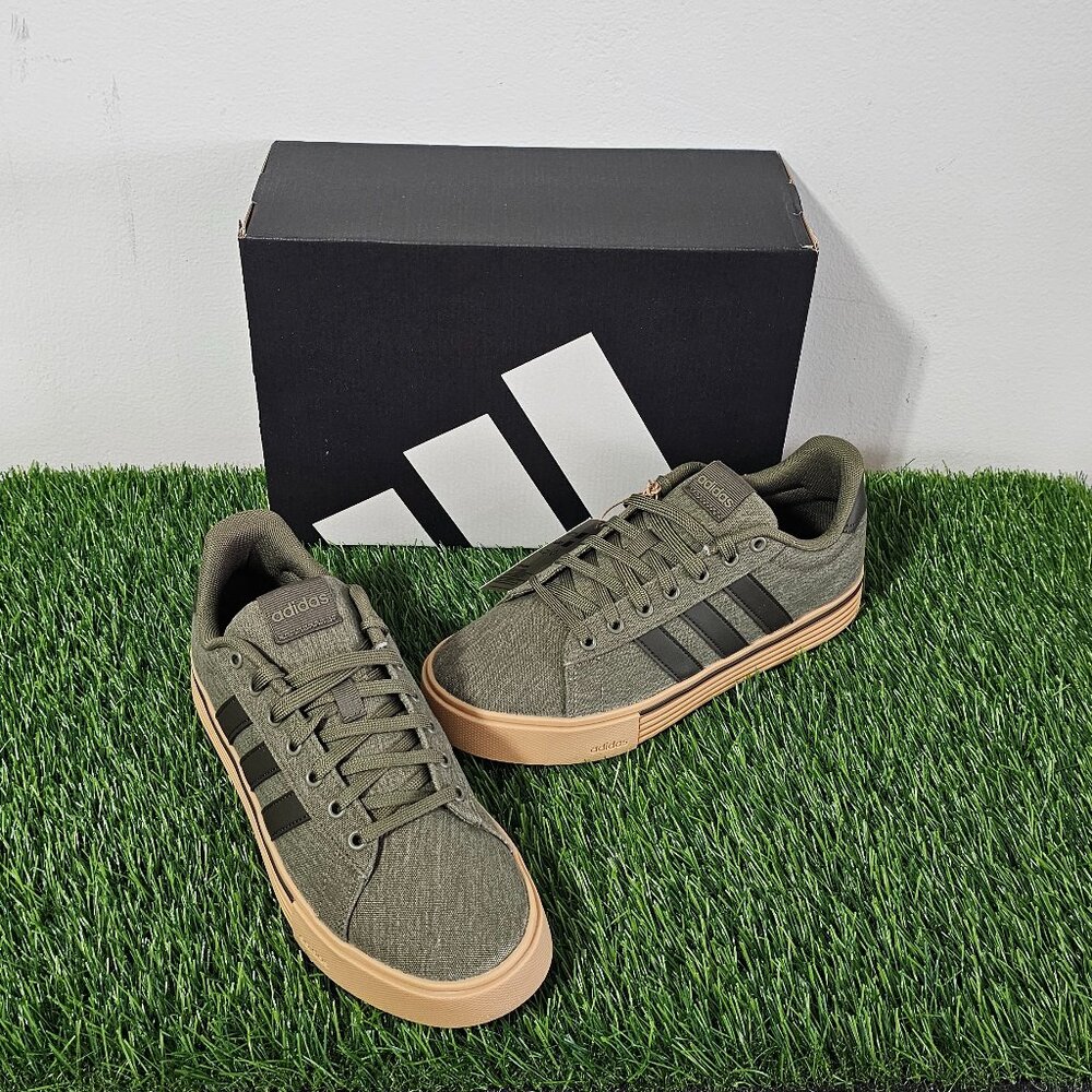 adidas Daily 4.0 Shoes - Olive Strata/Shadow Olive/Gum - M's 8 / W's 9 - IF4494